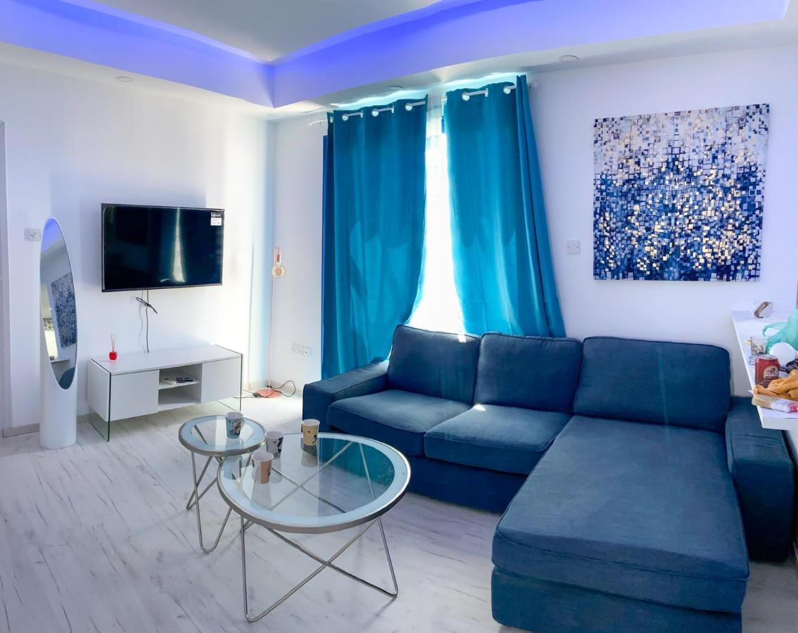 Beautiful 2Bedroom With The Pool Paphos Exterior photo